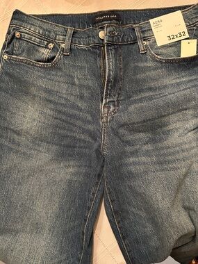 Aeropostale Men's Medium Blue Relaxed Fit Jeans